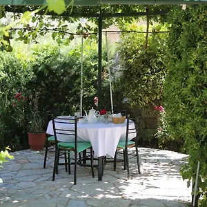 La Casa Di Nonna , Qeparo Albanien